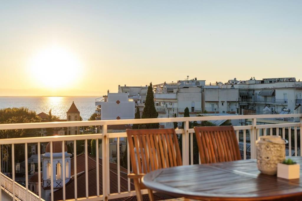 Апартаменты Sea View Sunset Penthouse Салоники Экстерьер фото